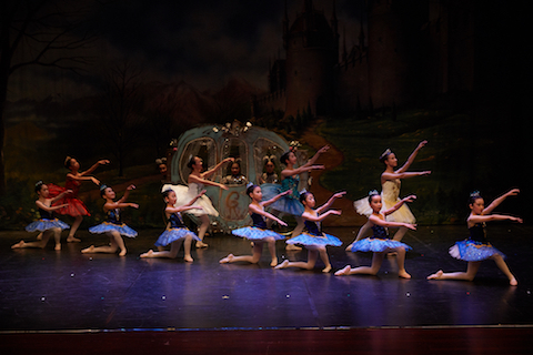 SCBS_2019_ACT2_PERFORMANCE_212