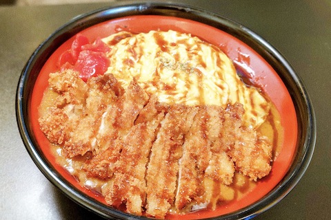 オープンしたばかりのシドニー5店舗目、けんちゃんカレー・ニュータウン店